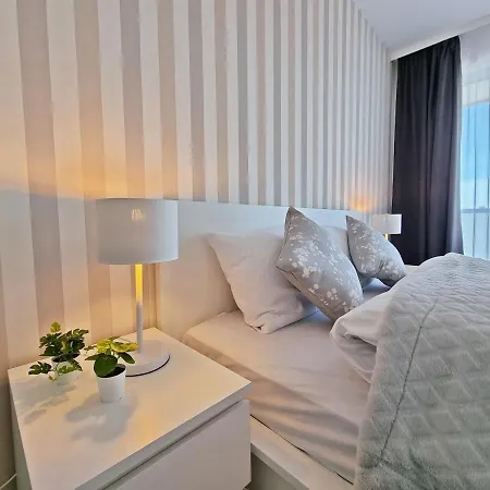Alabaster - Basen, Sauna, Jacuzzi, Silownia, Restauracja - 365pam Apartment *