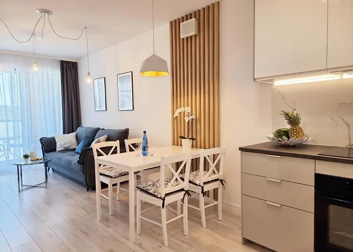 365pam - Alabaster - Basen, Sauna, Jacuzzi, Silownia, Restauracja コウォブジェク