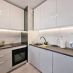 365pam - Alabaster - Basen, Sauna, Jacuzzi, Silownia, Restauracja Apartment
