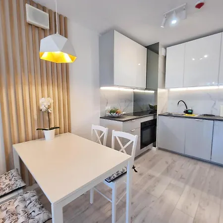 365pam - Alabaster - Basen, Sauna, Jacuzzi, Silownia, Restauracja Kolobrzeg