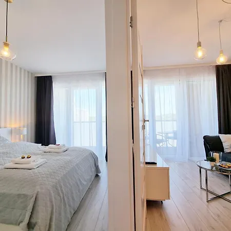 365pam - Alabaster - Basen, Sauna, Jacuzzi, Silownia, Restauracja