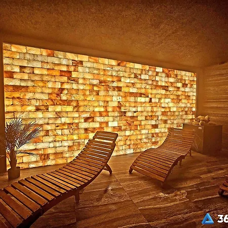 Alabaster - Basen, Sauna, Jacuzzi, Siłownia, Restauracja - 365pam *